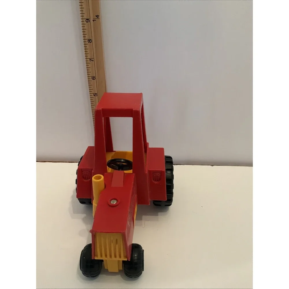 VINTAGE 1980 Fisher Price #331 HUSKY HELPER Red‎ Tractor Farm Toy COOL